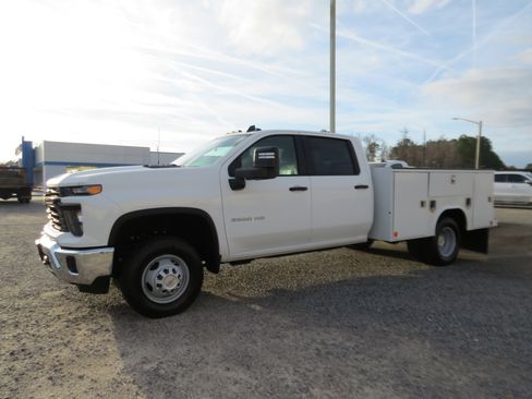 New 2026 Chevrolet Silverado 3500 W/T w/ WT Convenience Package image 1