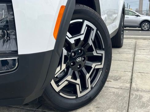 New 2025 Hyundai Santa Cruz Limited AWD/4WD image 2