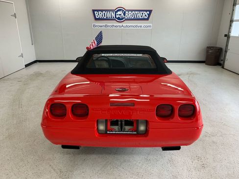 Used 1996 Chevrolet Corvette Convertible image 6