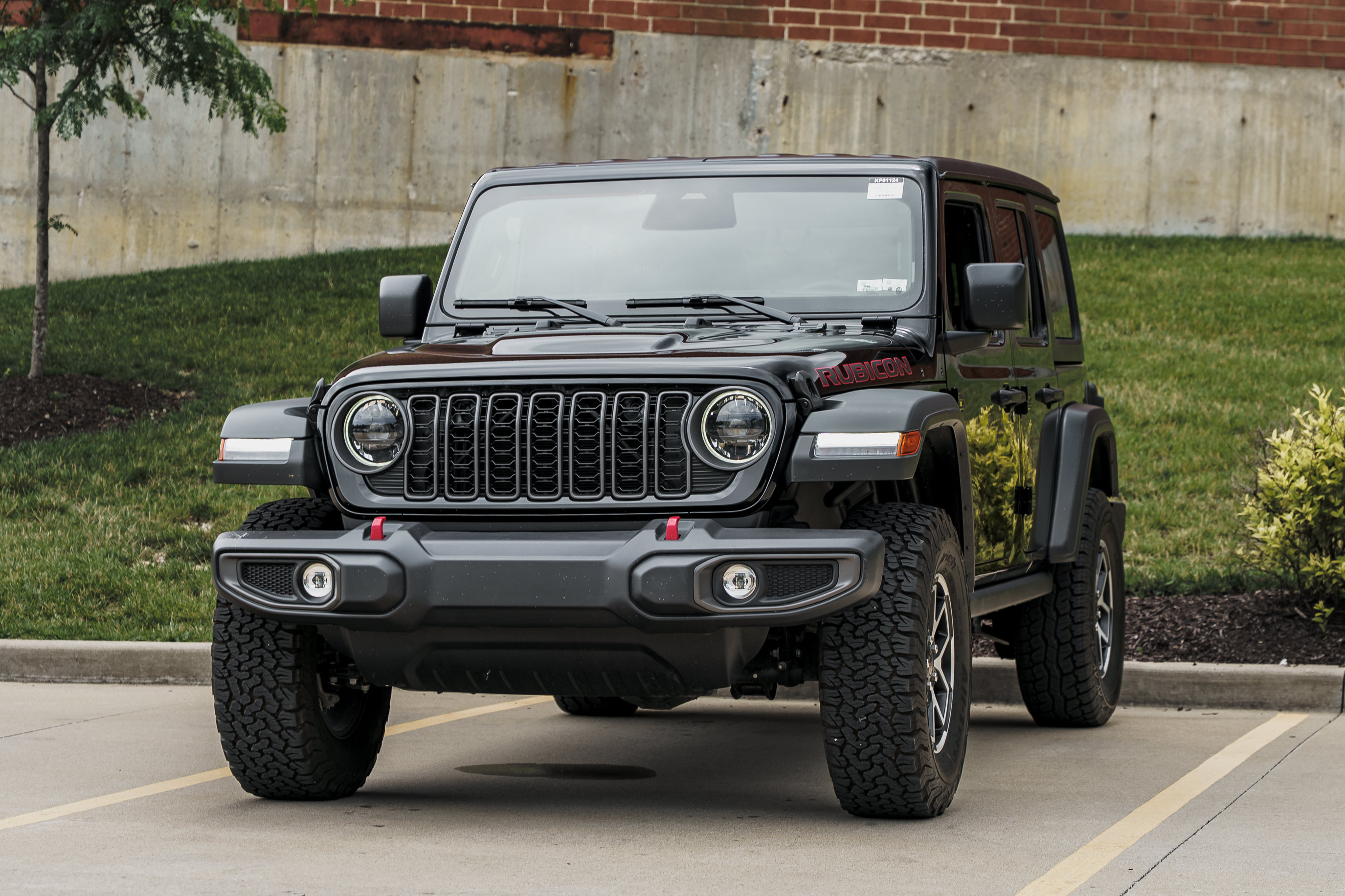 Used 2026 Jeep Wrangler Unlimited Rubicon AWD/4WD image 7