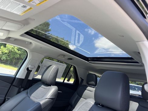 New 2026 Ford Explorer Active w/ Active Comfort Package AWD/4WD image 24