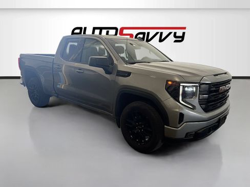 Used 2023 GMC Sierra 1500 Elevation AWD/4WD image 1