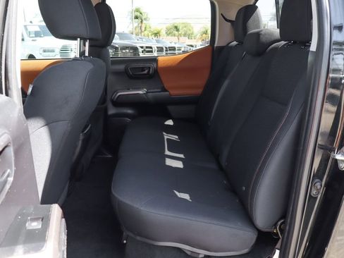Used 2019 Toyota Tacoma SR5 RWD image 36