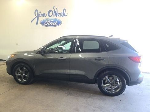 Used 2025 Ford Escape ST-Line FWD image 28