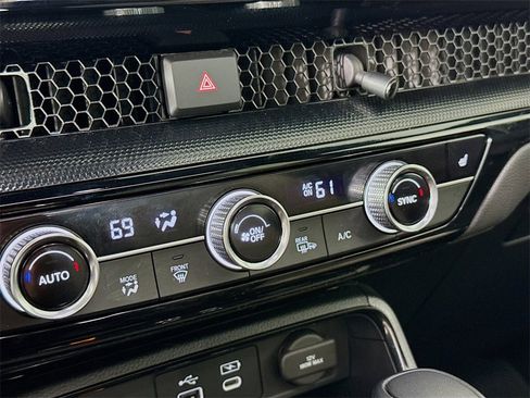 Used 2023 Honda CR-V Sport Touring image 17