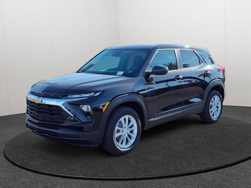 New 2026 Chevrolet TrailBlazer LS image 3