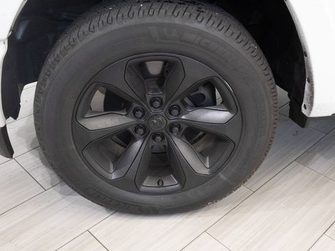 Used 2022 RAM 1500 Limited AWD/4WD image 12