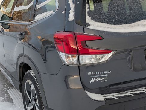 Used 2022 Subaru Forester Touring w/ Popular Package #3 image 17