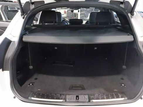 Used 2020 Jaguar F-PACE S image 37