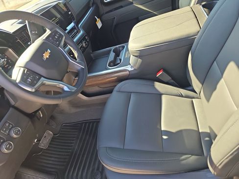 New 2026 Chevrolet Silverado 3500 LT w/ All Star Edition AWD/4WD image 17