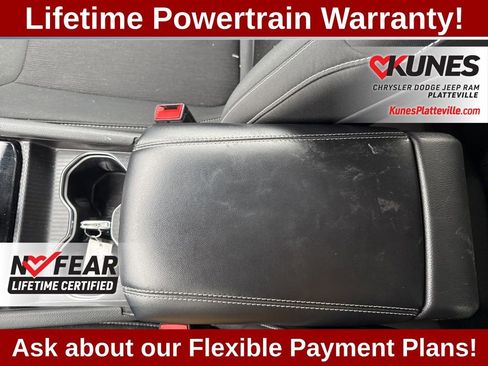 Used 2024 Jeep Grand Cherokee Laredo image 21