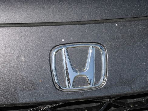 Used 2024 Honda HR-V EX-L image 4