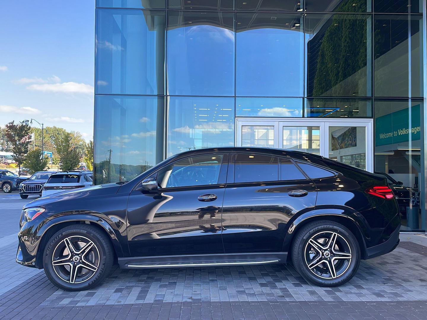 Used 2025 Mercedes-Benz GLE 450 4MATIC Coupe image 24