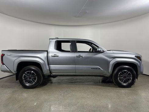 Certified 2024 Toyota Tacoma TRD Sport image 2