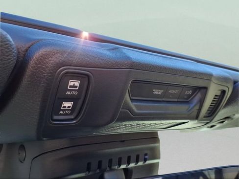 New 2026 Jeep Wrangler Unlimited Sahara AWD/4WD image 9