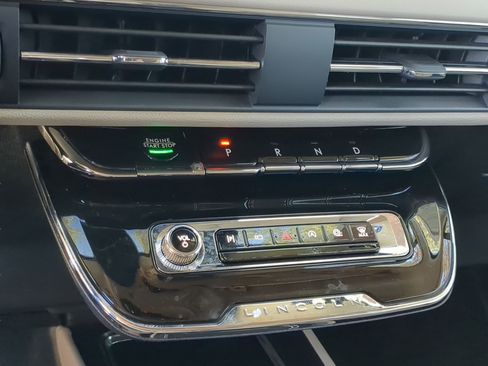 New 2026 Lincoln Corsair Reserve w/ Jet Appearance Package FWD image 19
