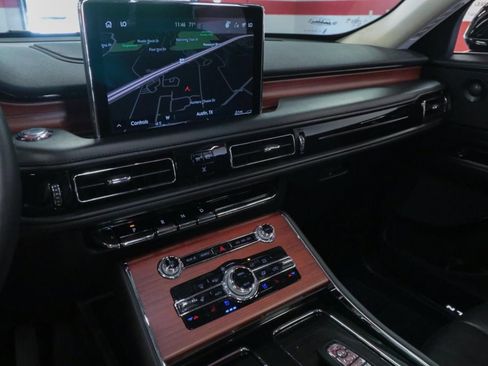 Used 2022 Lincoln Aviator Reserve w/ Equipment Group 201A RWD image 24