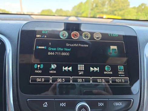 Used 2018 Chevrolet Equinox Premier FWD image 29