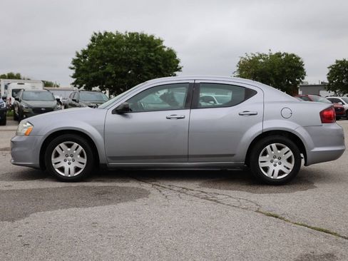 Used 2014 Dodge Avenger SE FWD image 8