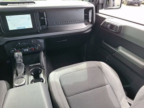 Certified 2023 Ford Bronco Big Bend w/ Sasquatch Package AWD/4WD image 19
