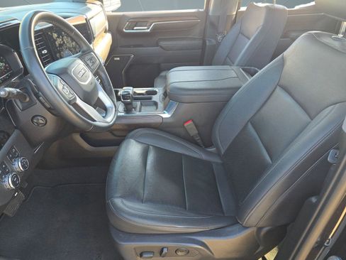 Used 2023 GMC Sierra 1500 SLT w/ SLT Premium Package image 4
