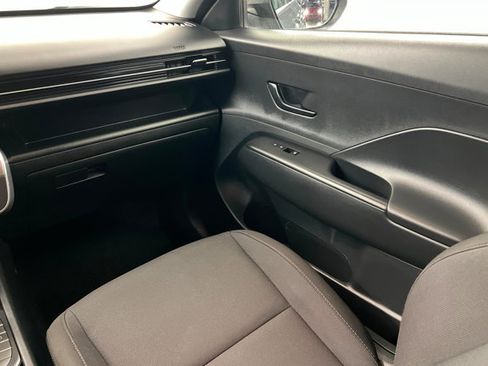 Used 2024 Hyundai Kona SEL image 10