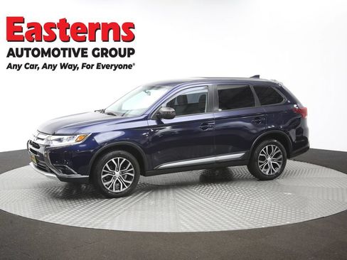 Used 2018 Mitsubishi Outlander ES AWD/4WD image 56