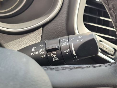 Used 2021 Jeep Cherokee Latitude Lux w/ Sun & Sound Group FWD image 25