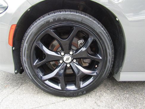 Used 2019 Dodge Charger GT RWD image 13
