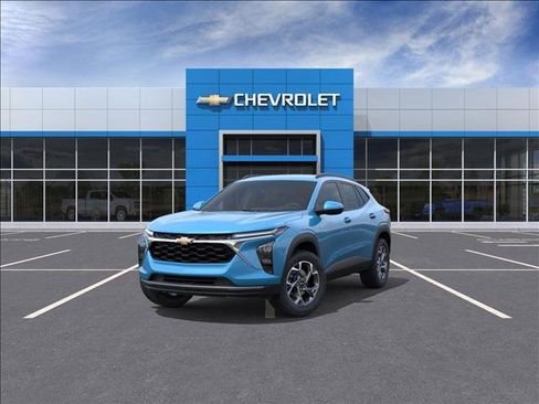 New 2026 Chevrolet Trax LT w/ Driver Confidence Package image 8