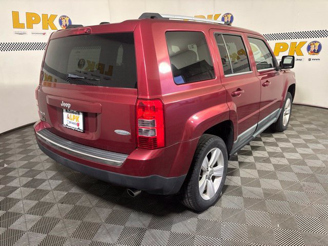Used 2011 Jeep Patriot Latitude AWD/4WD image 4