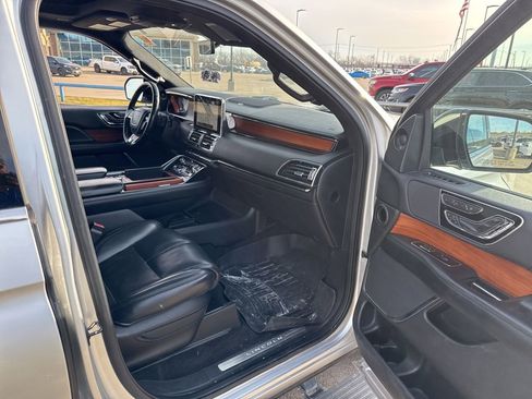 Used 2019 Lincoln Navigator Reserve w/ Cargo Package image 14