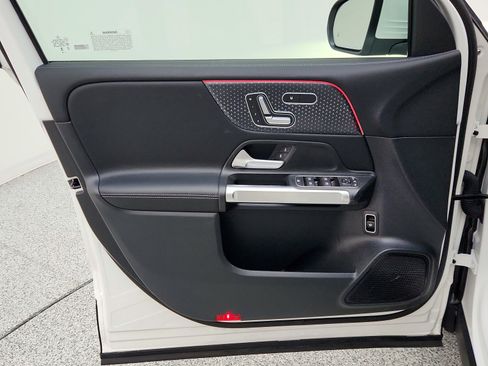 Certified 2026 Mercedes-Benz GLB 250 image 31