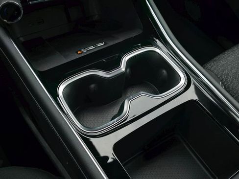 New 2025 Chevrolet Traverse LT w/ Driver Confidence Package image 26