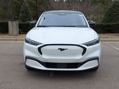 New 2026 Ford Mustang Mach-E Premium image 9