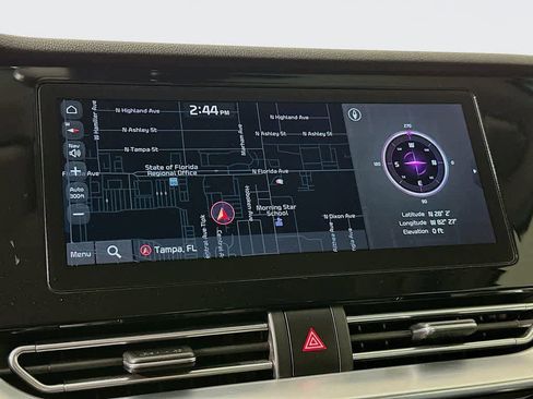 Used 2022 Kia Niro EX Premium image 29