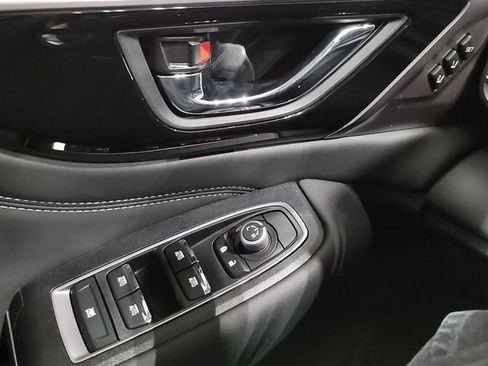 Certified 2025 Subaru Legacy Limited image 18