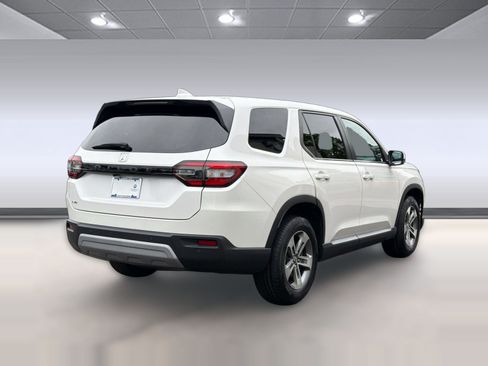Used 2024 Honda Pilot EX-L image 9