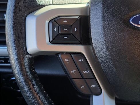 Used 2018 Ford F150 Lariat image 31