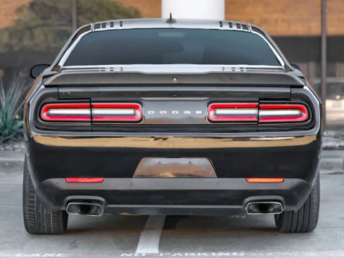 Used 2015 Dodge Challenger R/T Plus image 11