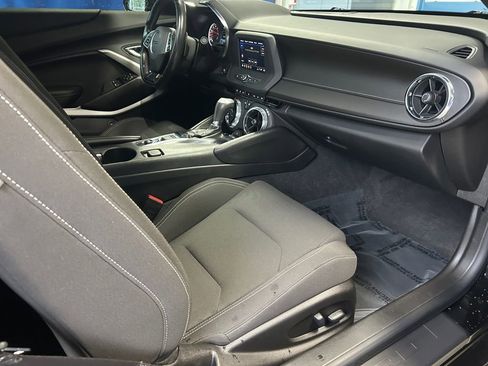 Used 2022 Chevrolet Camaro LT image 26
