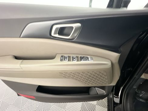New 2026 Kia Carnival FWD image 16