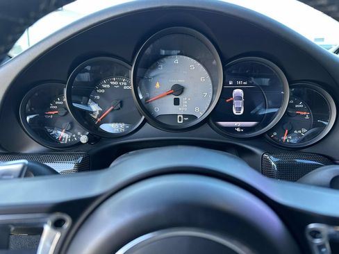 Used 2018 Porsche 911 Carrera 4S AWD/4WD image 25