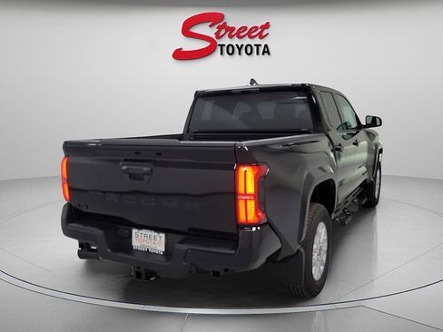 New 2026 Toyota Tacoma SR5 AWD/4WD image 4