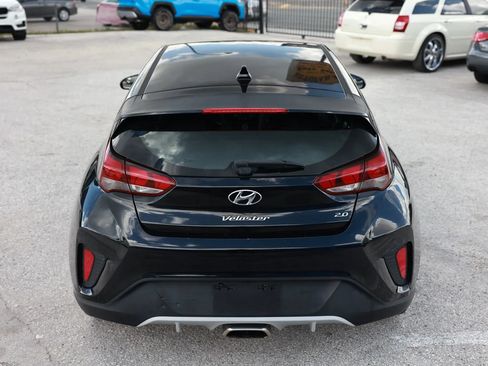 Used 2019 Hyundai Veloster 2.0 FWD image 6