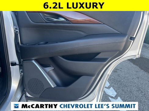 Used 2019 Cadillac Escalade Luxury image 36