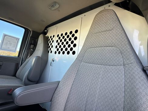 Used 2020 Chevrolet Express 2500 w/ Communications Package RWD image 13
