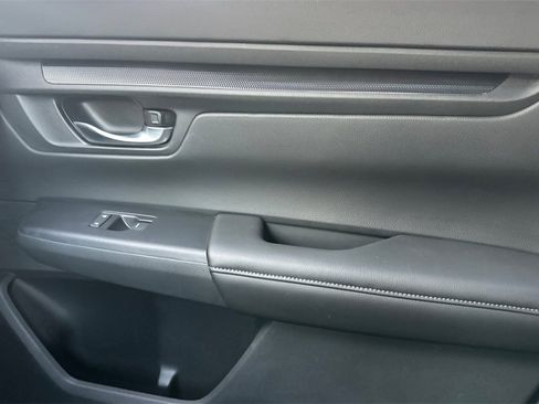 Certified 2025 Honda CR-V LX image 19