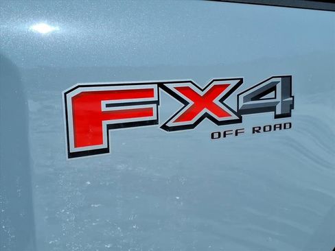 New 2026 Ford F350 Platinum w/ FX4 Off-Road Package image 10