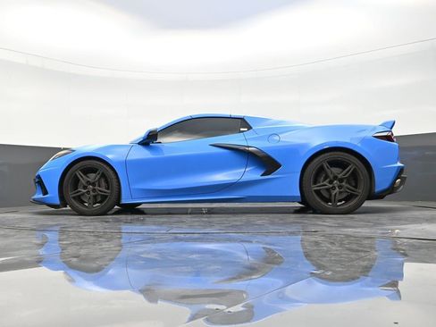 Used 2024 Chevrolet Corvette Stingray Convertible w/ Z51 Performance Package RWD image 21